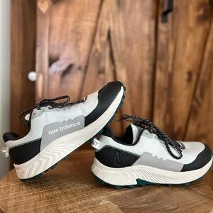 New! Women’s New Balance Fuelcell 2190 Size 9.5W